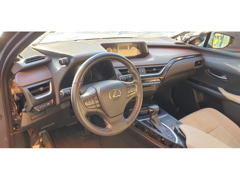 lexus ux (za10) del año 2019