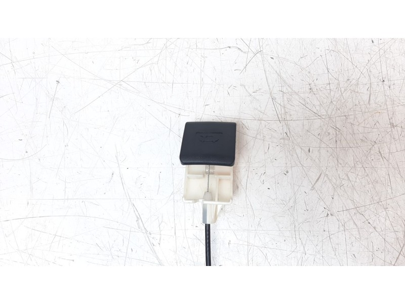 Recambio de cerradura capo para toyota corolla (e21) referencia OEM IAM A23001  