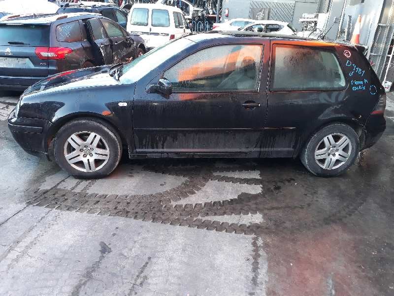 volkswagen golf iv berlina (1j1) del año 2001