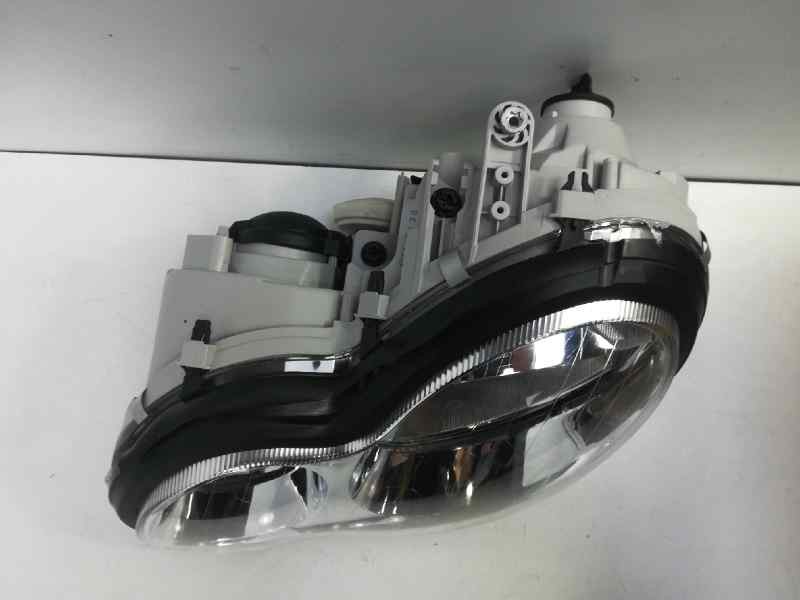 Recambio de faro izquierdo para mercedes-benz clase c (w203) berlina referencia OEM IAM 2038200161 10113131014 ME0284904