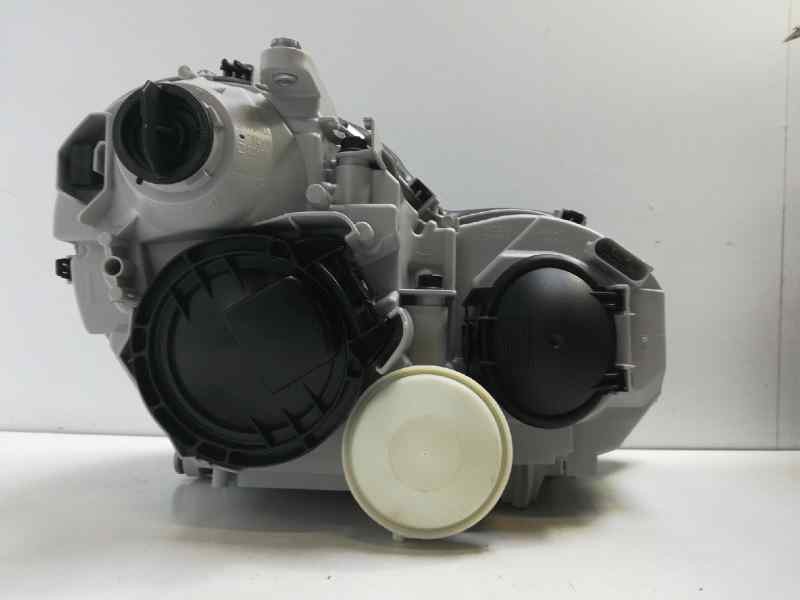 Recambio de faro izquierdo para mercedes-benz clase c (w203) berlina referencia OEM IAM 2038200161 10113131014 ME0284904