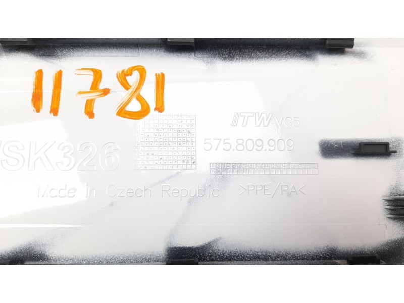 Recambio de tapa exterior combustible para seat ateca (khp) style go referencia OEM IAM 575809909  