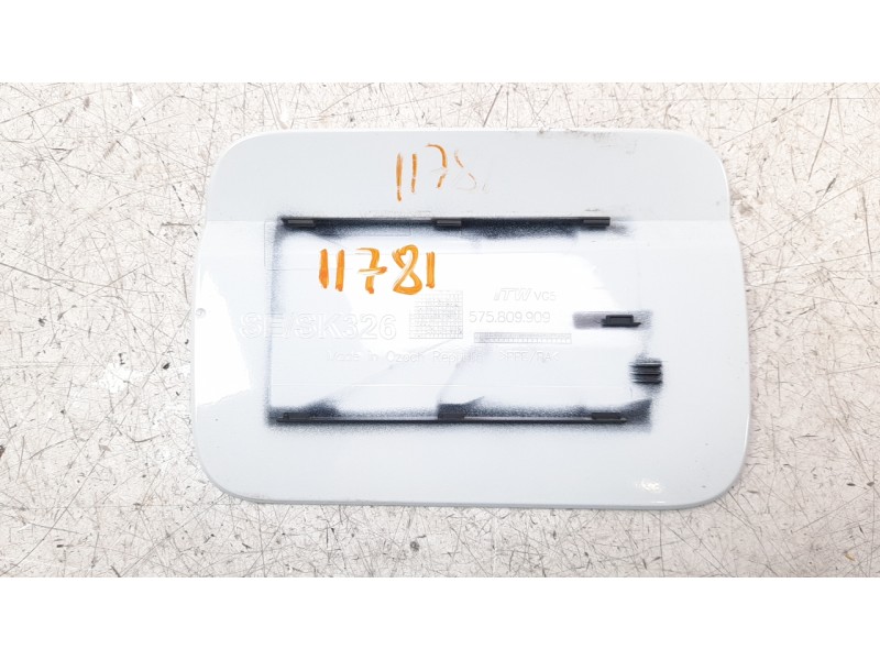 Recambio de tapa exterior combustible para seat ateca (khp) style go referencia OEM IAM 575809909  