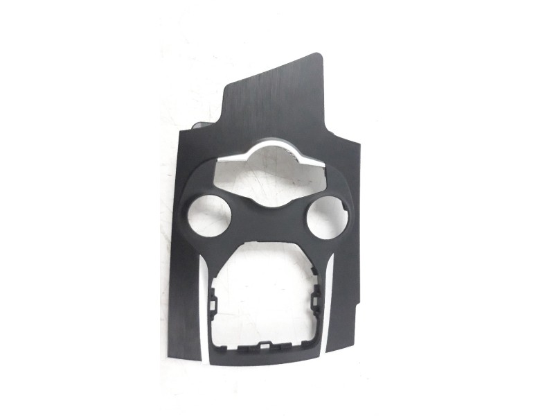 Recambio de moldura para alfa romeo giulia (952) 2.2 jtdm cat referencia OEM IAM 1561146850  