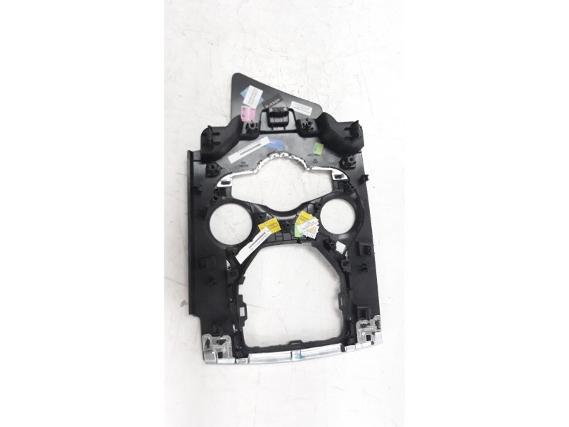 Recambio de moldura para alfa romeo giulia (952) 2.2 jtdm cat referencia OEM IAM 1561146850  