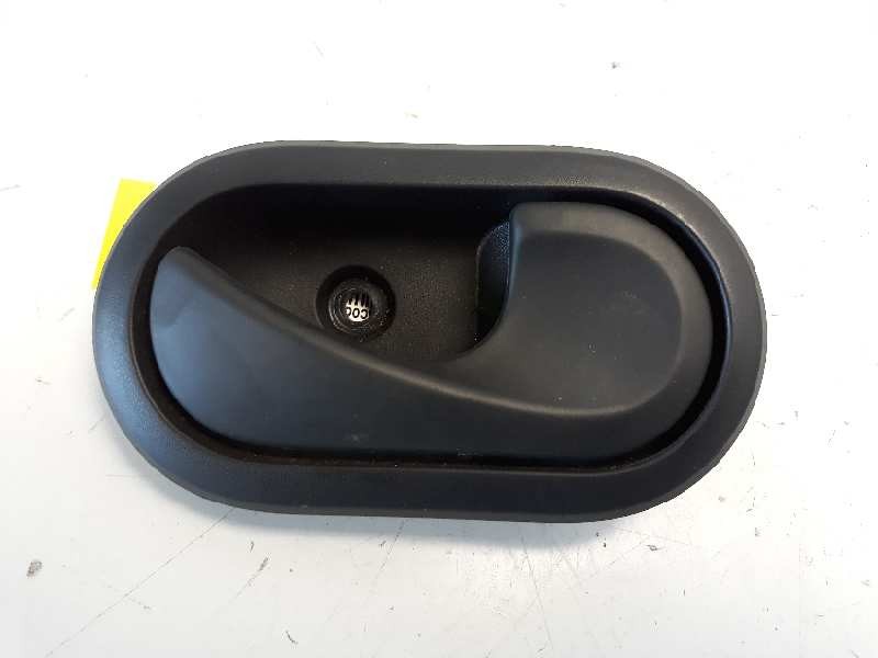 Recambio de maneta interior delantera derecha para dacia sandero ambiance referencia OEM IAM 8200733847  