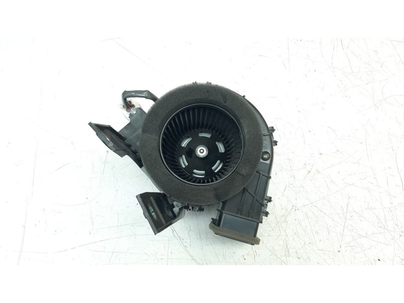 Recambio de ventilador calefaccion para toyota corolla (e21) referencia OEM IAM G923047050  