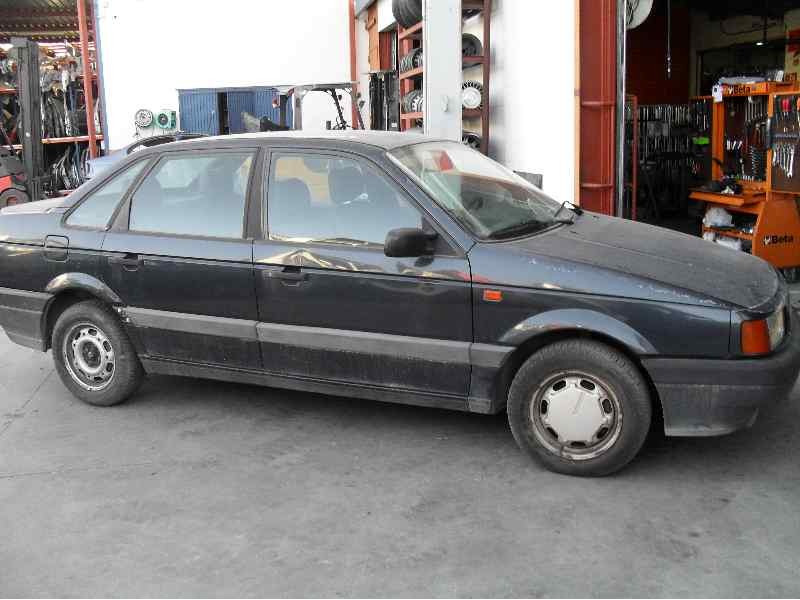 volkswagen passat berlina (312) del año 1993