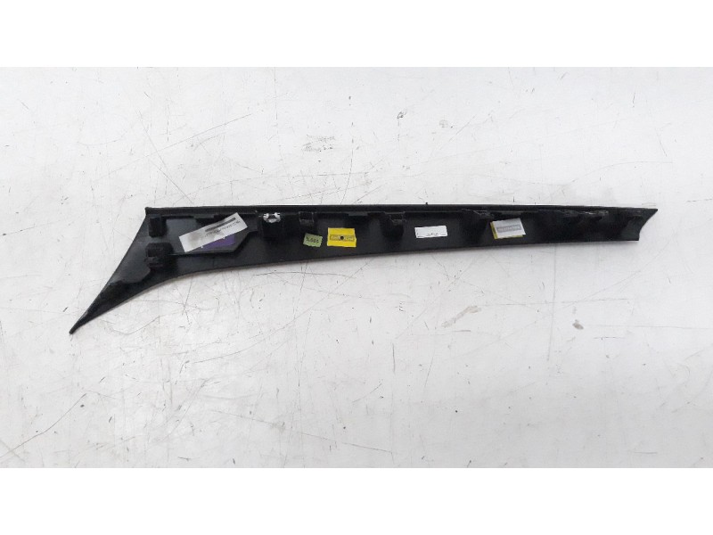 Recambio de moldura para alfa romeo giulia (952) 2.2 jtdm cat referencia OEM IAM 1561111300  