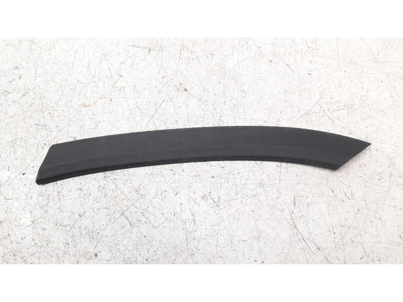 Recambio de aletin trasero izquierdo para seat ateca (khp) style go referencia OEM IAM 575854989  