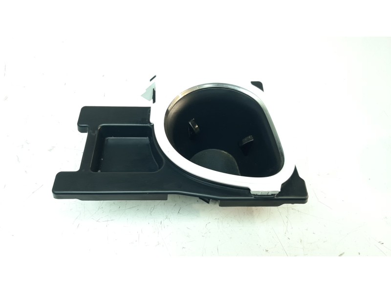 Recambio de cenicero para toyota c-hr referencia OEM IAM 55618F4010  