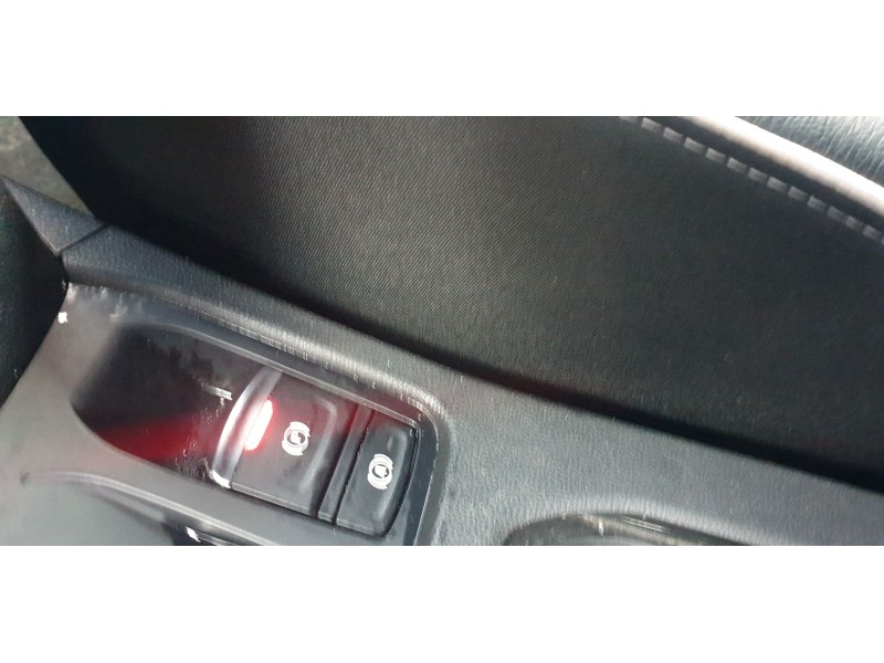 Recambio de palanca freno para renault clio v zen referencia OEM IAM 251752075R  
