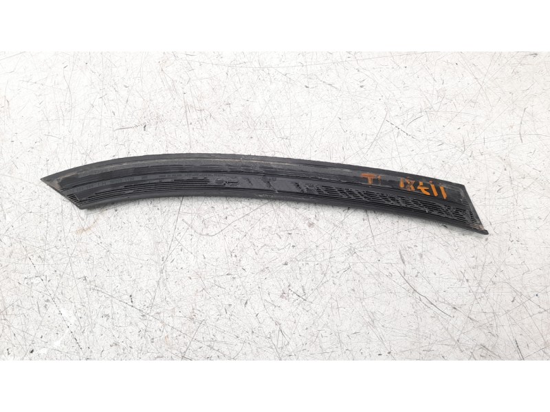 Recambio de aletin trasero izquierdo para seat ateca (khp) style go referencia OEM IAM 575854989  