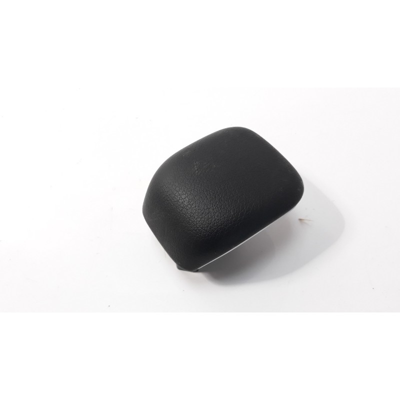 Recambio de apoyabrazos central para mercedes-benz clase a (bm 177) 1.5 cdi cat referencia OEM IAM A1776805202  
