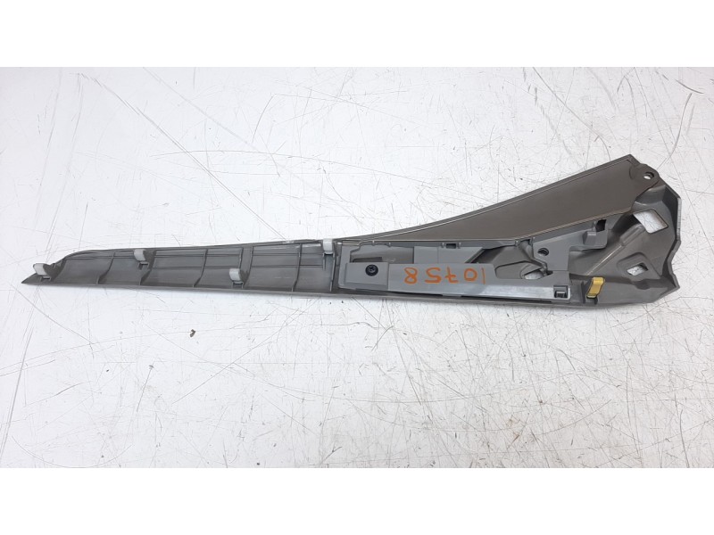 Recambio de moldura para lexus is 2.5 16v cat (híbrido) referencia OEM IAM 5501253010  