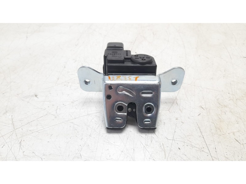 Recambio de cerradura maletero / porton para hyundai tucson (nx) maxx 2wd referencia OEM IAM 81230G3000  