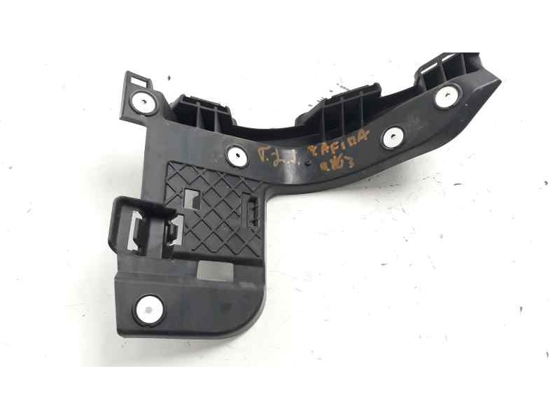 Recambio de molduras traseras para opel zafira tourer 2.0 16v cdti referencia OEM IAM 13300742  