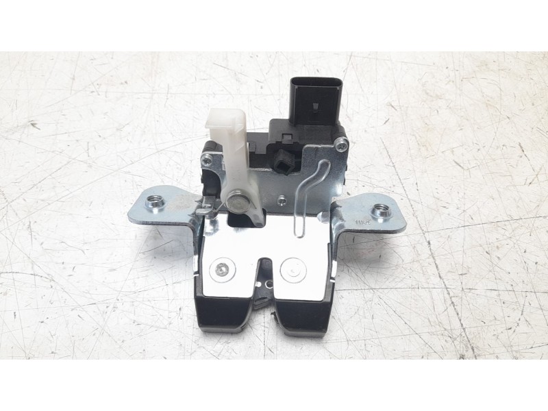 Recambio de cerradura maletero / porton para hyundai tucson (nx) maxx 2wd referencia OEM IAM 81230G3000  