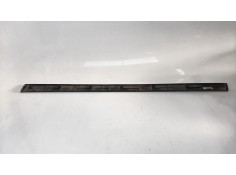 Recambio de moldura para hyundai tucson 1.6 cat referencia OEM IAM 87721D7000   2