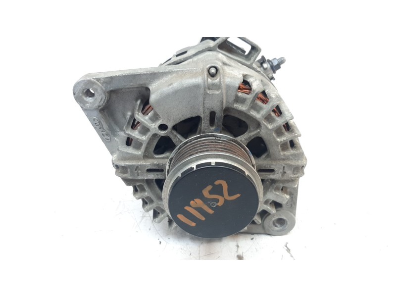 Recambio de alternador para hyundai tucson 1.6 cat referencia OEM IAM 373002B970  
