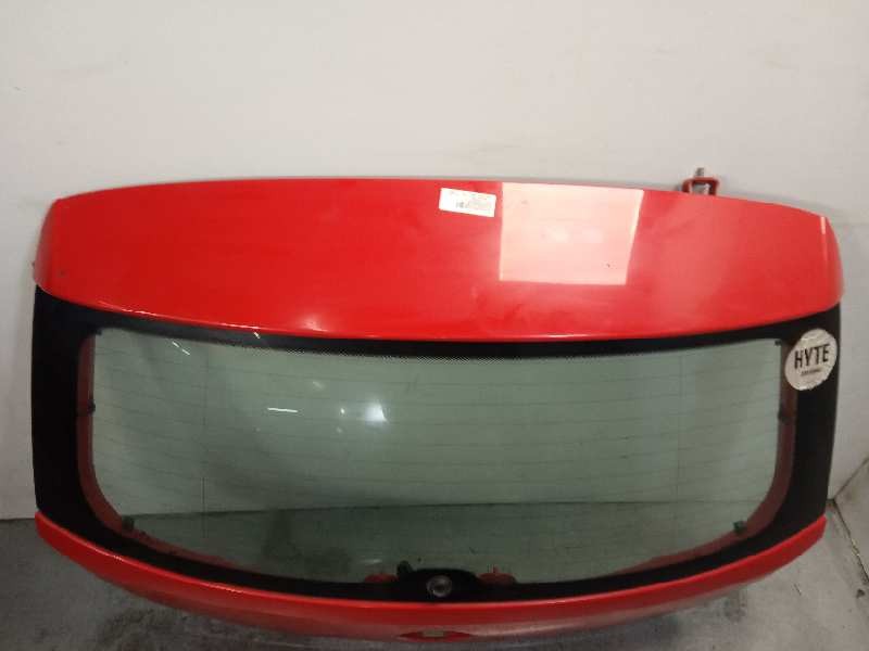 Recambio de porton trasero para volkswagen polo (6r1) advance referencia OEM IAM 6R6827025C  