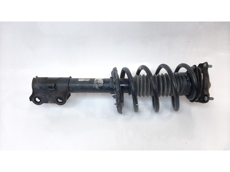 Recambio de amortiguador delantero derecho para hyundai tucson 1.6 cat referencia OEM IAM 54660D7510  