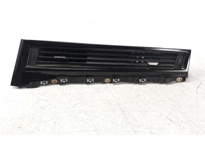 Recambio de rejilla aireadora para audi a1 sportback (gba) 1.0 tfsi referencia OEM IAM 82B820951C  