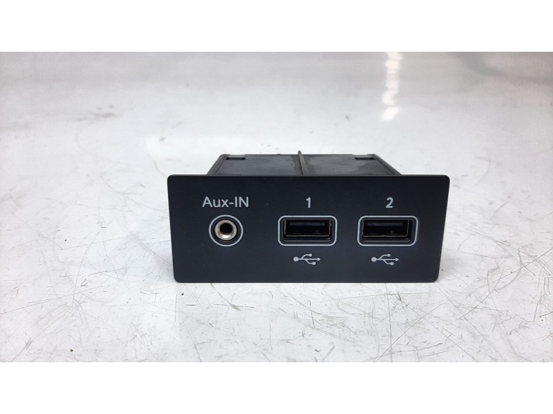 Recambio de modulo electronico para renault clio v zen referencia OEM IAM 280231553R  