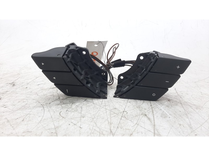 Recambio de mando volante para opel meriva 1.6 16v referencia OEM IAM 09185419  