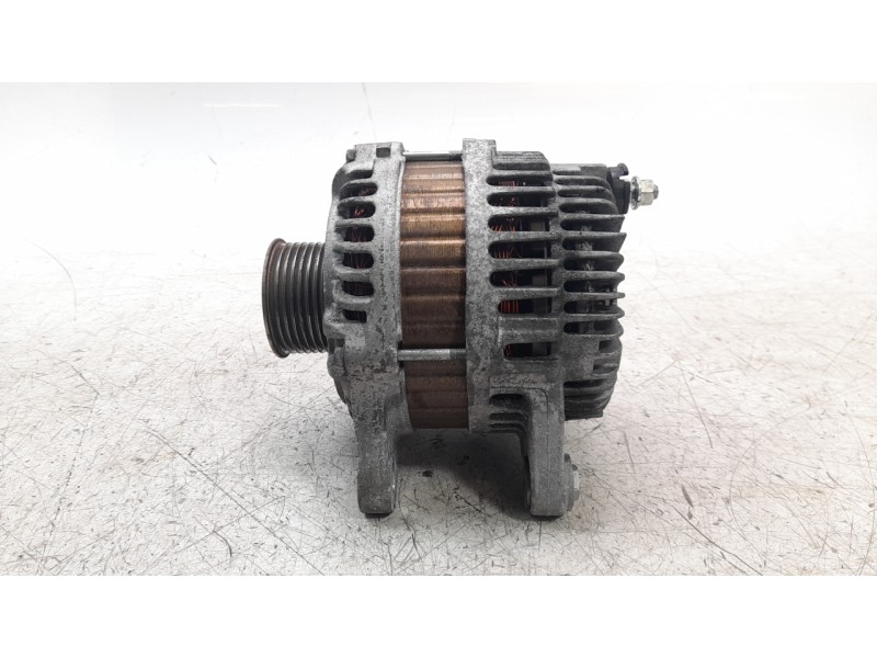 Recambio de alternador para nissan juke (f15) ultimate edition referencia OEM IAM 231001KA1M ALF690253HQ 