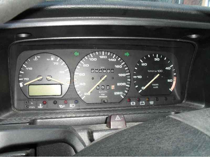 volkswagen passat berlina (312) del año 1993