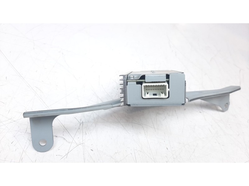 Recambio de modulo electronico para lexus is 2.5 16v cat (híbrido) referencia OEM IAM 8624053020  