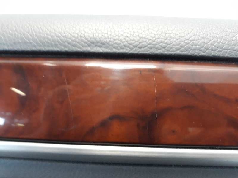 Recambio de guarnecido puerta trasera derecha para volkswagen touareg (7la) tdi r5 referencia OEM IAM   