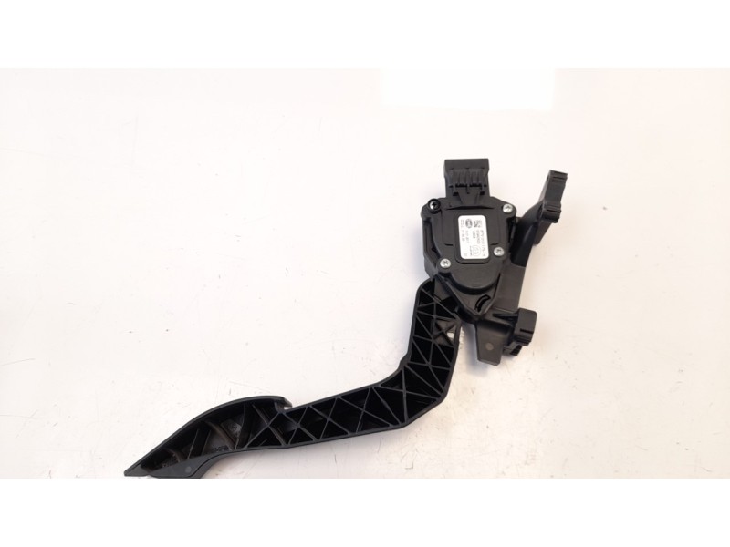 Recambio de potenciometro pedal para jeep renegade 1.6 cat referencia OEM IAM 51942423 6PV010175 