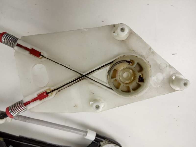 Recambio de elevalunas delantero derecho para volkswagen polo (6r1) advance referencia OEM IAM 6R3837462A VN76ARSM 113624