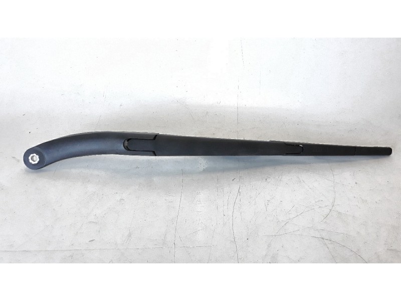 Recambio de brazo limpia trasero para hyundai tucson (nx) maxx 2wd referencia OEM IAM 98820N9000  