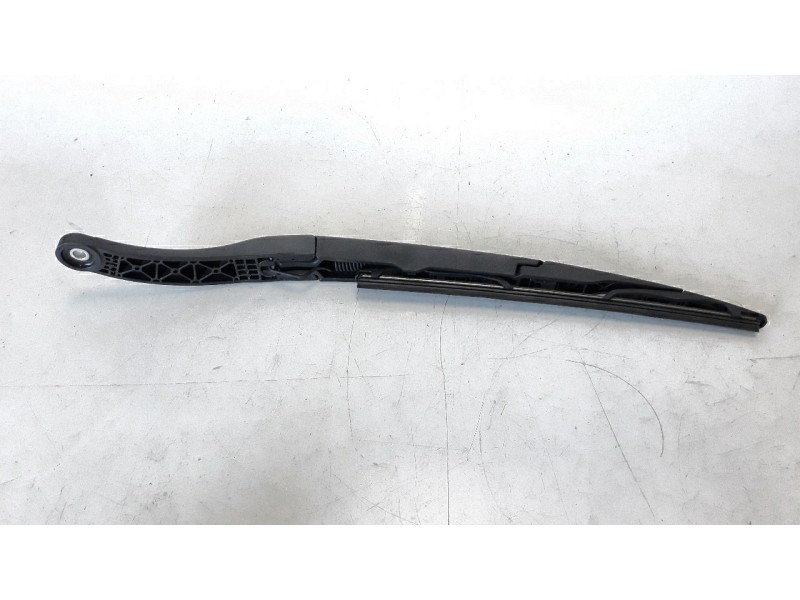 Recambio de brazo limpia trasero para hyundai tucson (nx) maxx 2wd referencia OEM IAM 98820N9000  
