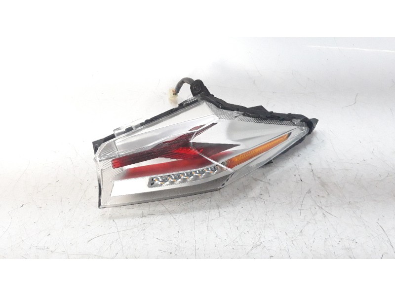 Recambio de piloto trasero izquierdo para sym jet 14 125 referencia OEM IAM XN1586220115 3370AXN1000 