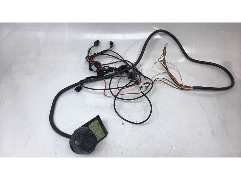 Recambio de cableado electrico para hyundai tucson 1.6 cat referencia OEM IAM CABLEADOREMOLQUE  