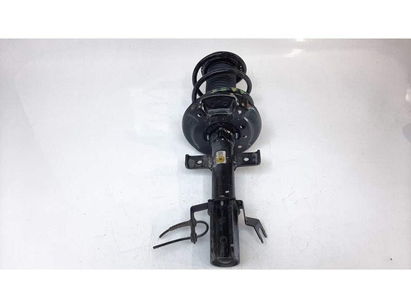 Recambio de amortiguador delantero derecho para renault clio v zen referencia OEM IAM 543021321R  