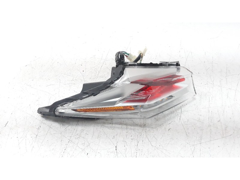 Recambio de piloto trasero derecho para sym jet 14 125 referencia OEM IAM XN1586220115 3370AXN1000 