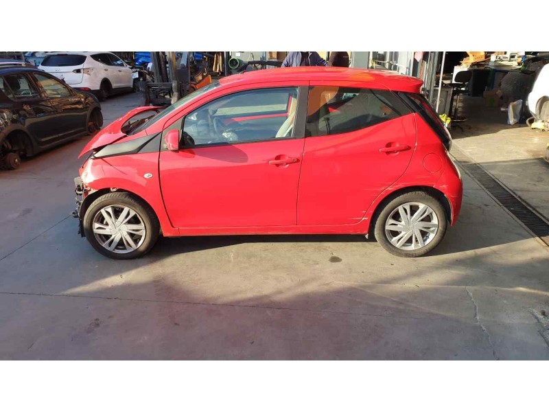 toyota aygo del año 2016