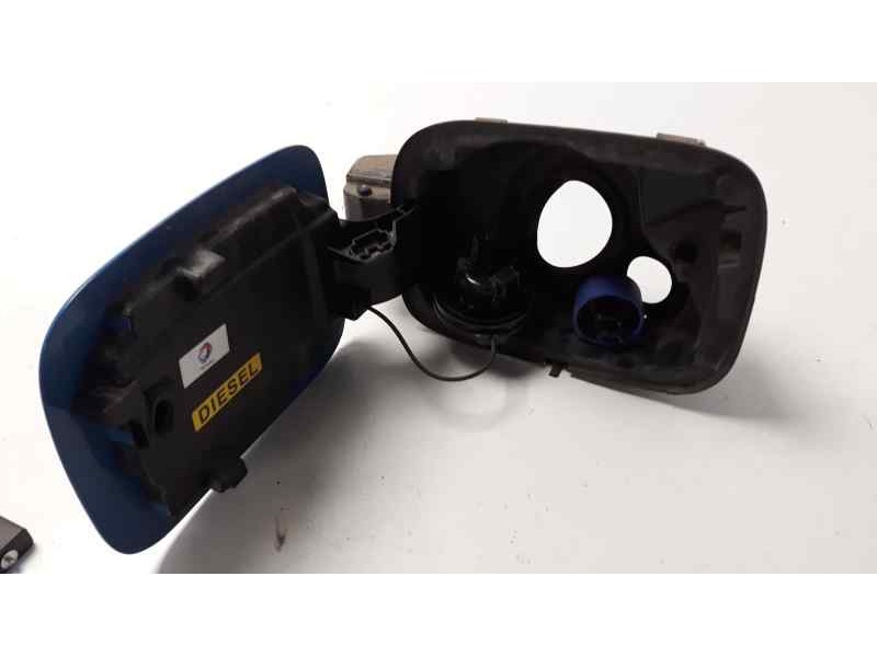 Recambio de tapa exterior combustible para citroen c3 business referencia OEM IAM 9812083180  