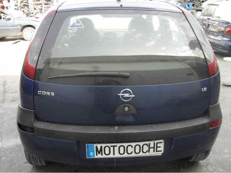 opel corsa c del año 2000