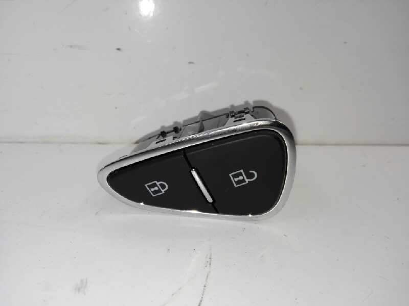 Recambio de interruptor para opel corsa e selective referencia OEM IAM 39031633  
