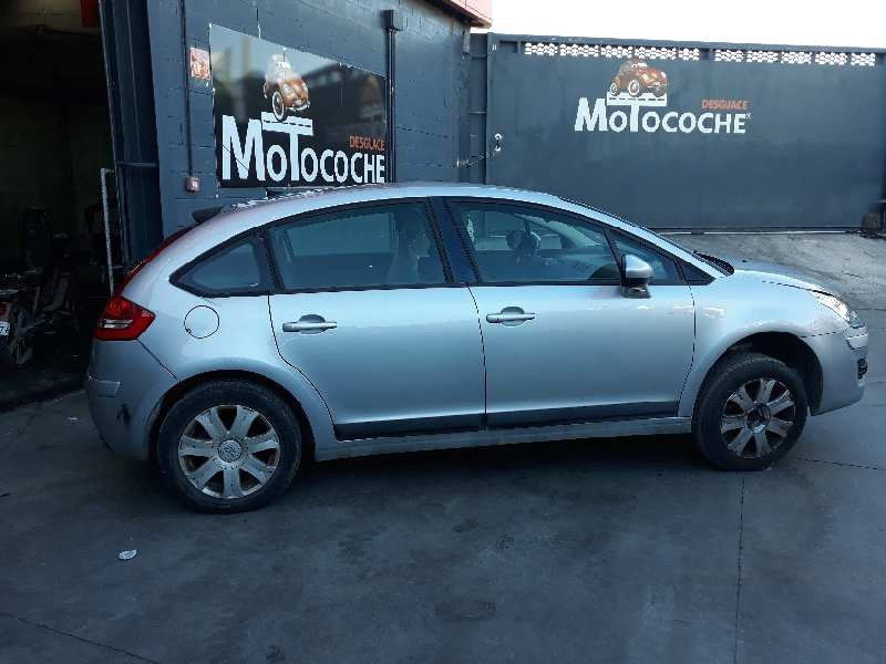 citroen c4 berlina del año 2010