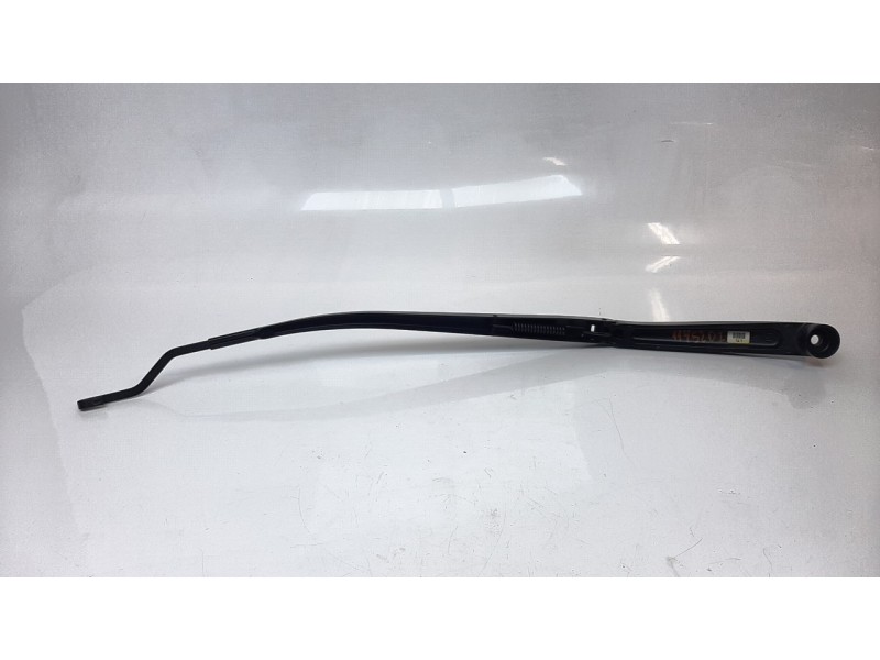 Recambio de brazo limpia delantero izquierdo para hyundai tucson 1.6 cat referencia OEM IAM 98311D7000  