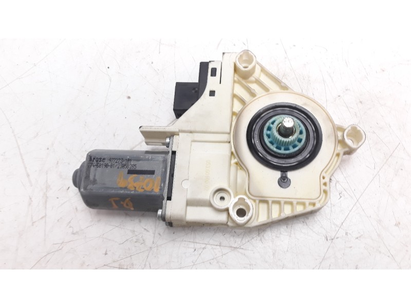 Recambio de motor elevalunas delantero izquierdo para audi q7 (4l) 3.0 v6 24v tdi referencia OEM IAM 4L0959801B  