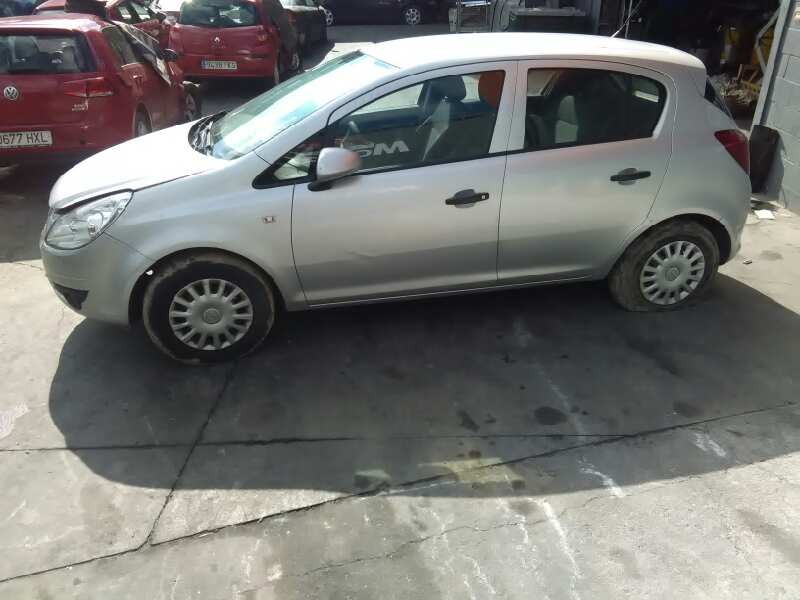 opel corsa d del año 2009
