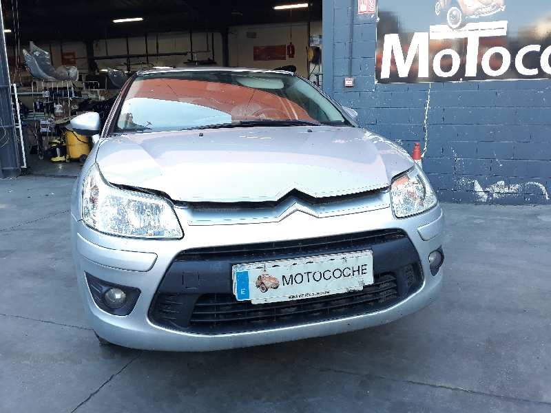 citroen c4 berlina del año 2010